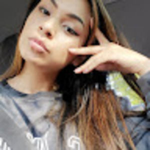 Meet your Posher, Halisa